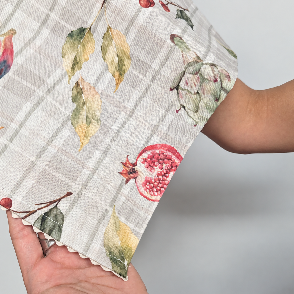 Orchard & Hedgerow Hand Towel | Kitchen & Powder Room